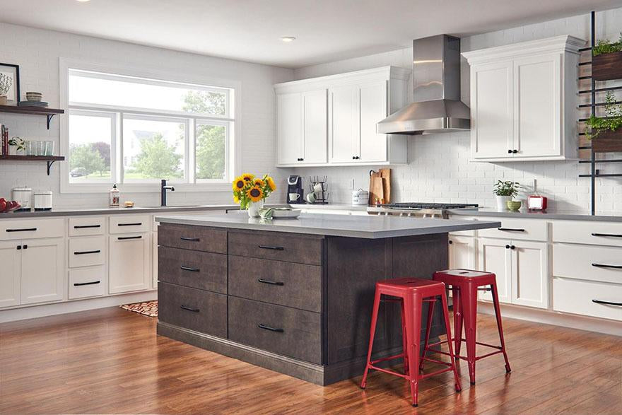 A Beginner’s Guide to Two-Tone Kitchen Cabinets-Wholesale Cabinet Supply