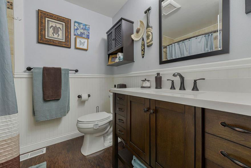 9 Small Bathroom Storage Ideas-Wholesale Cabinet Supply