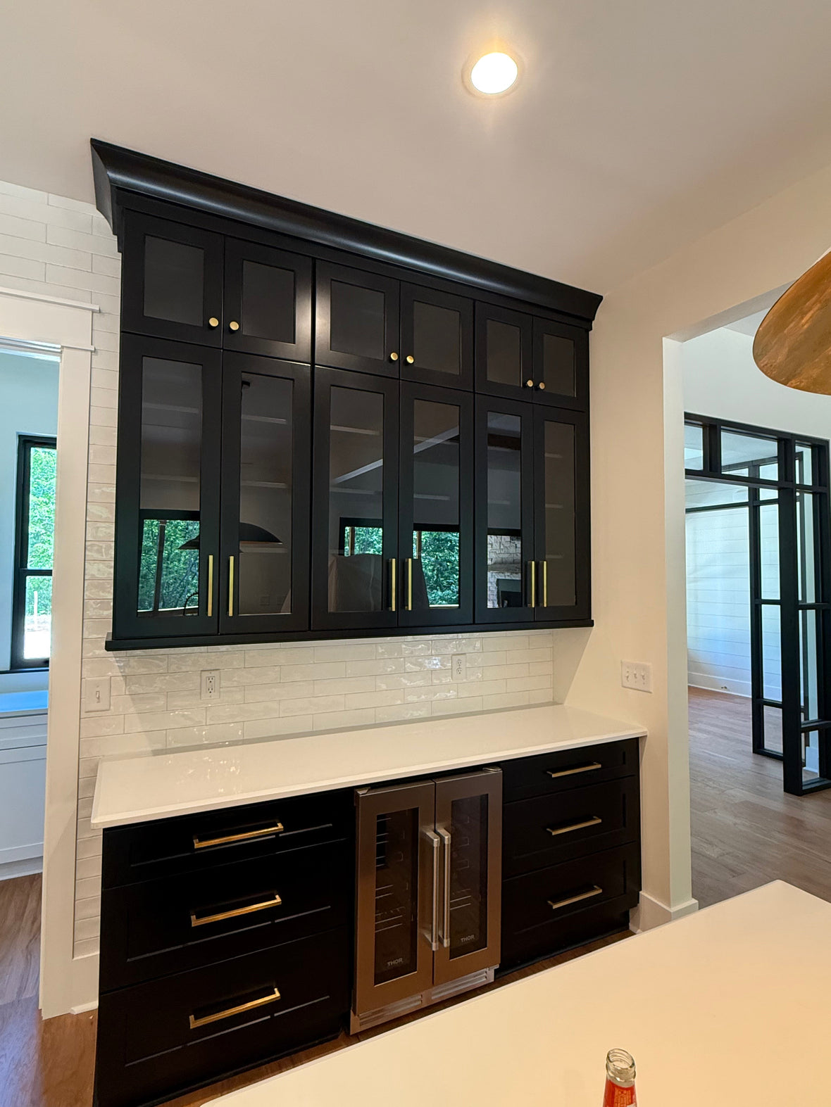 Stonecreek Cabinetry - Assembled Concord Tricorn Black